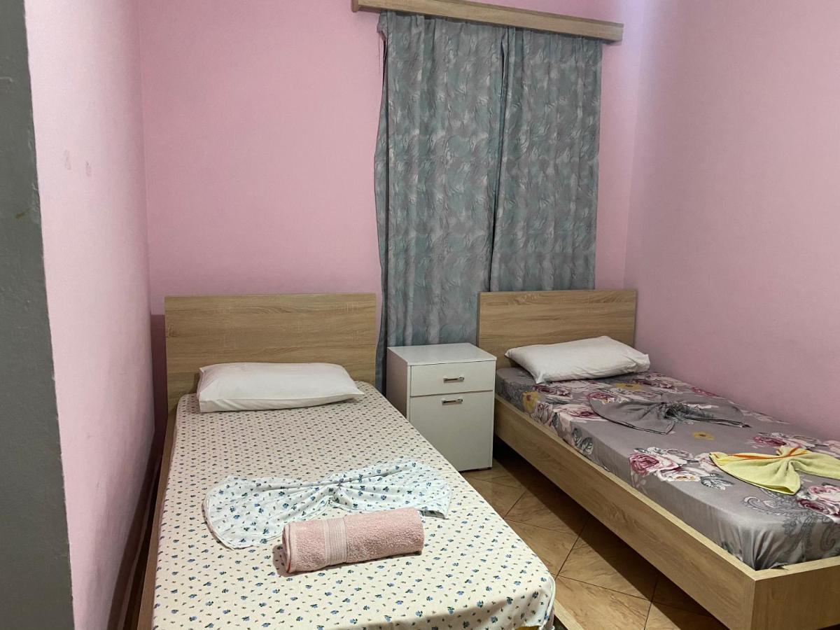 Guesthouse Sense Тирана Экстерьер фото