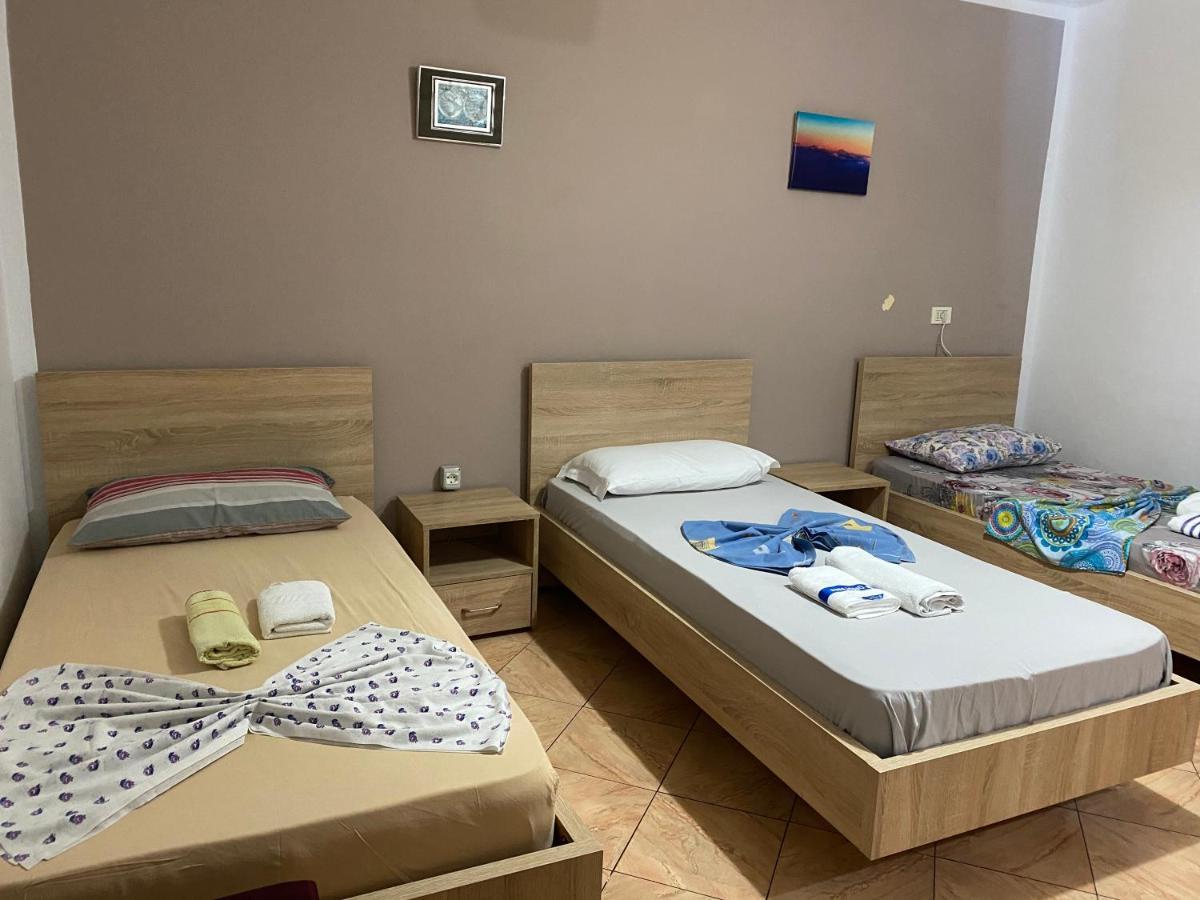Guesthouse Sense Тирана Экстерьер фото
